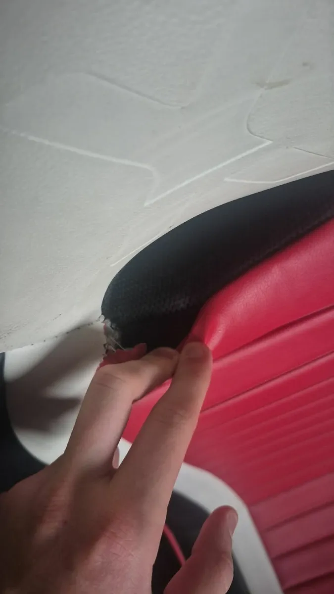 Gaming chair - Image 1