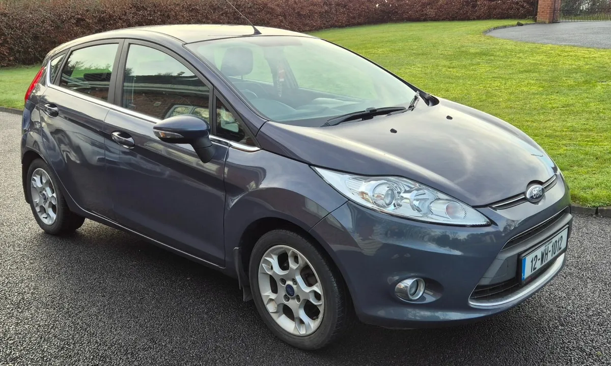 Ford Fiesta Titanium 2012 1.25 4-Door - Image 2