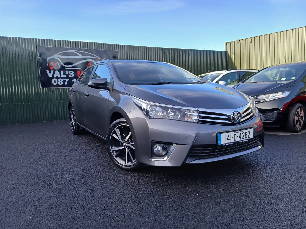 Toyota Corolla 2014 1.3 Petrol  106 000 km - Image 4