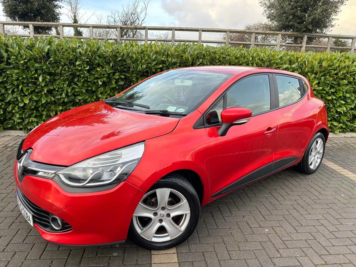 RENAULT CLIO 1.1 PETROL MANUAL NCT 02/26 TAX 12/25 - Image 3