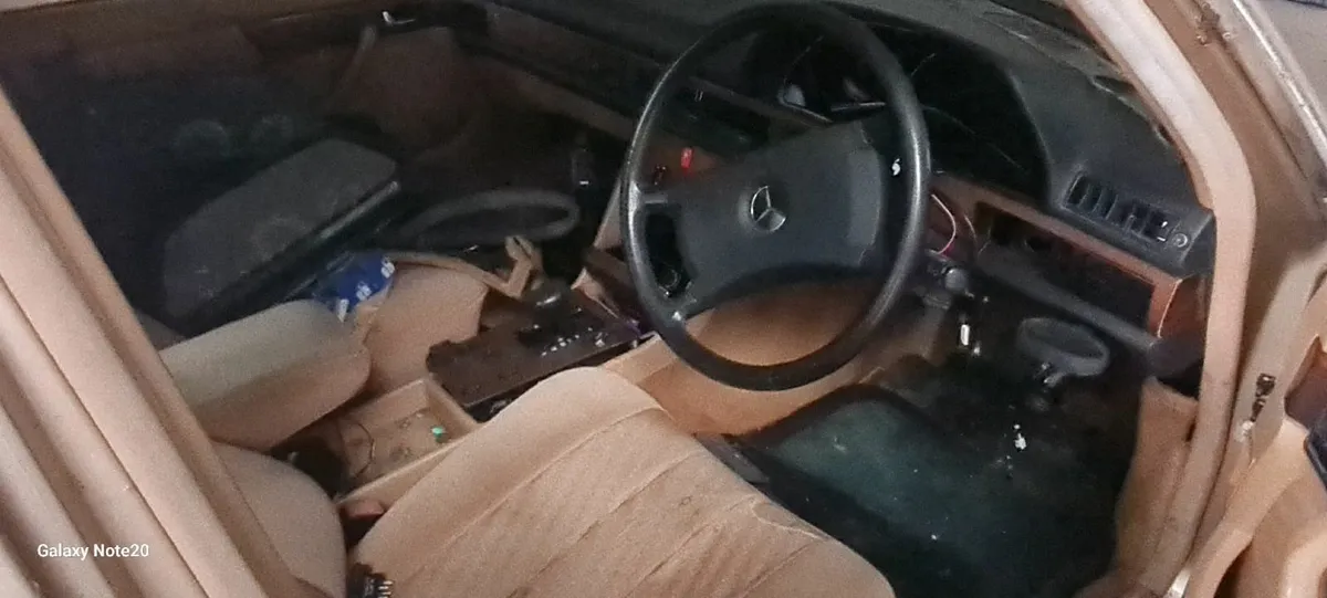 Mercedes-Benz Other 1988 - Image 4