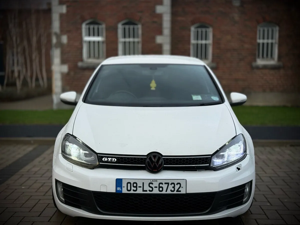 VW GOLF GTD AUTOMATIC DSG - Image 3