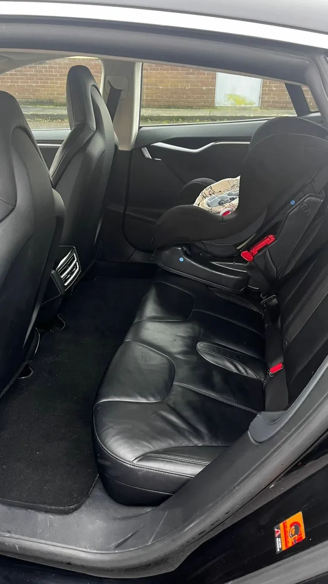 Tesla Model S LHD Performance Free supercharger - Image 3