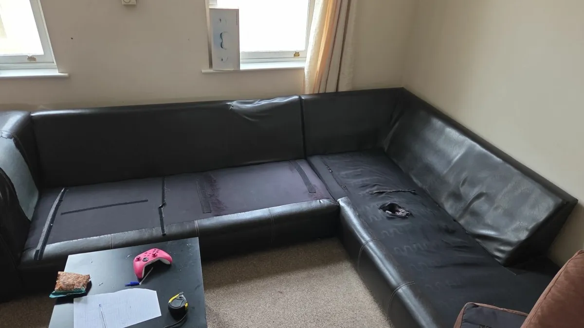 L-Couch Free to Take - Image 3