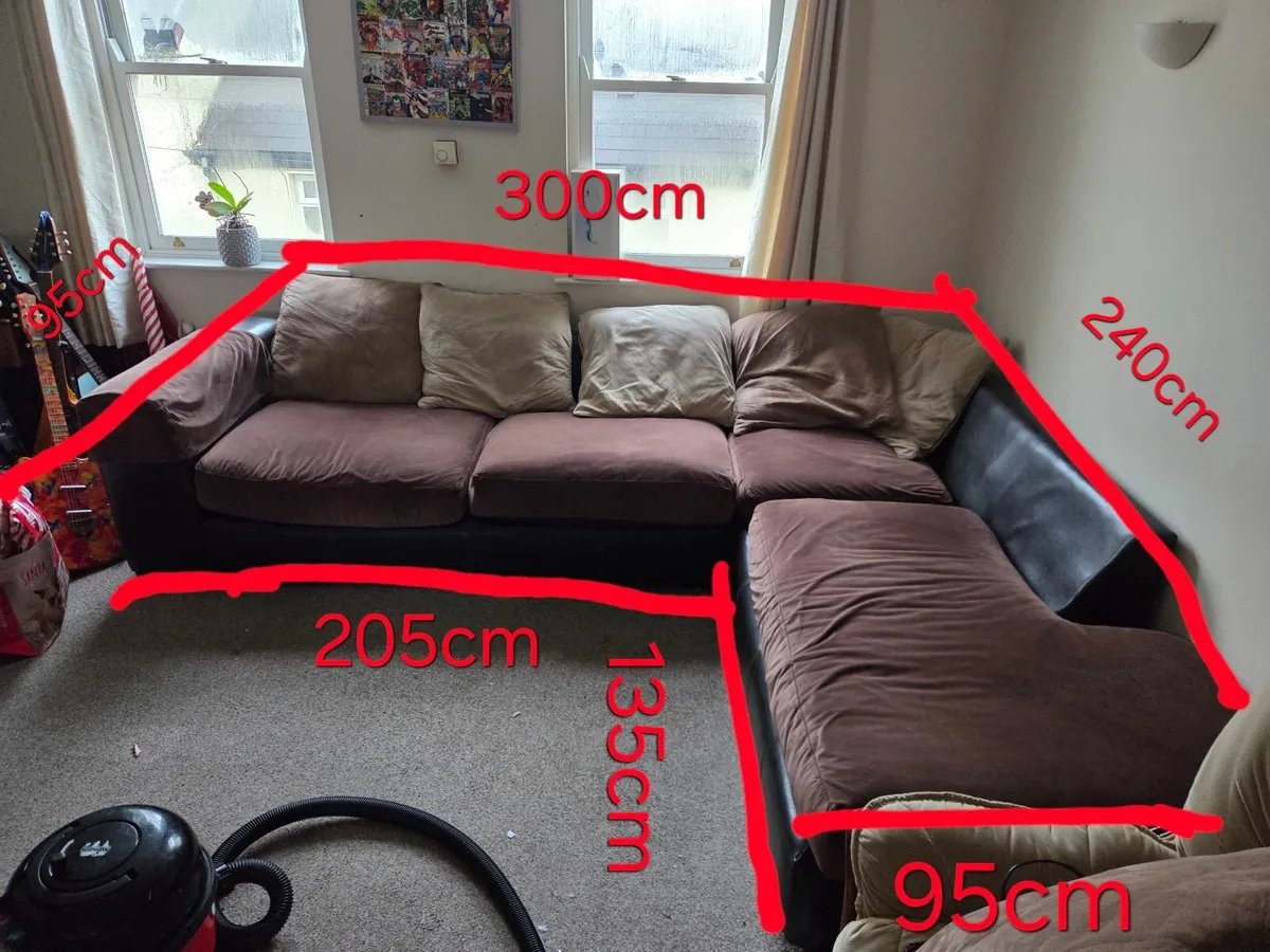 L-Couch Free to Take - Image 4