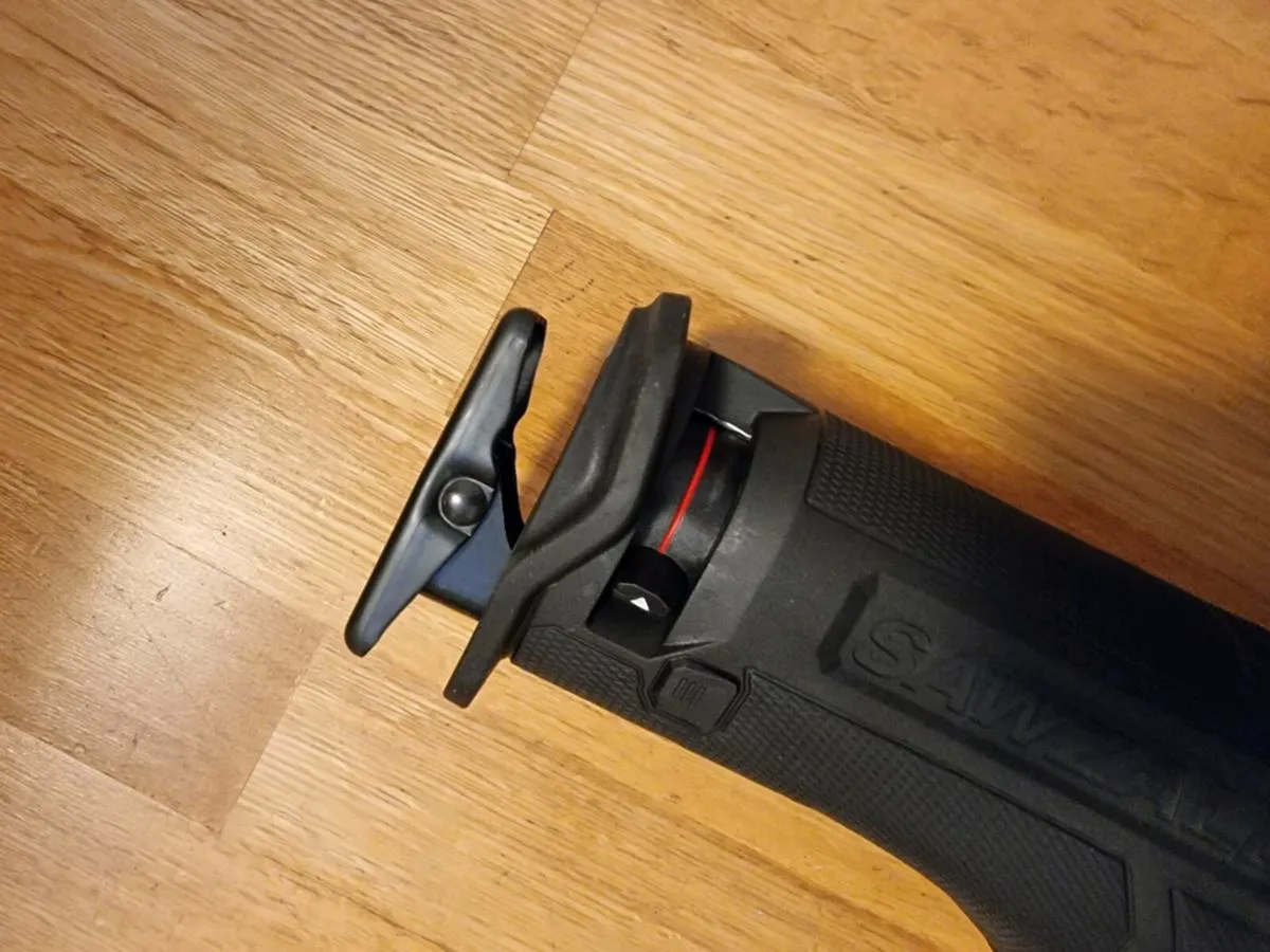 Milwaukee M18 Fuel Sawzall Reciprocating Saw Body - Image 4