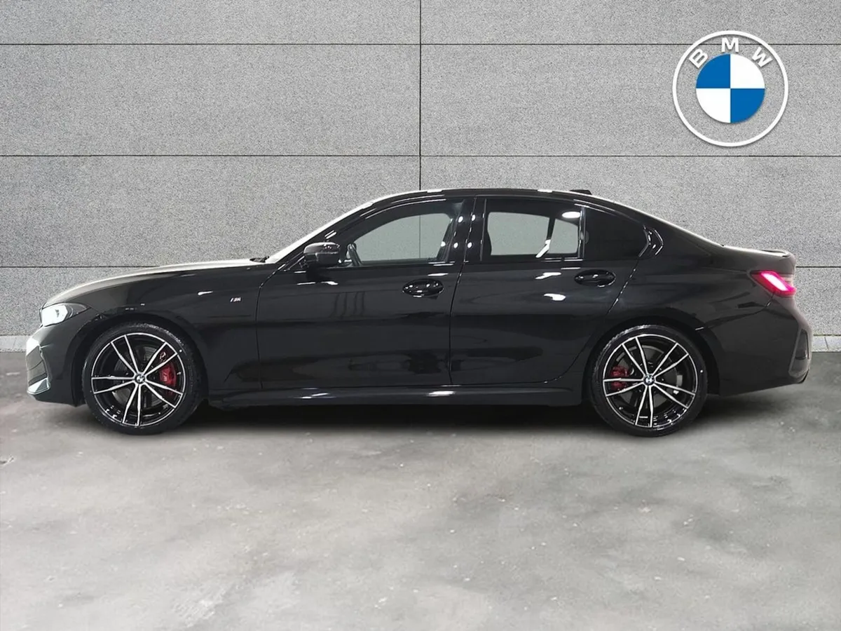 BMW 3-Series 320i M Sport Saloon - Image 4