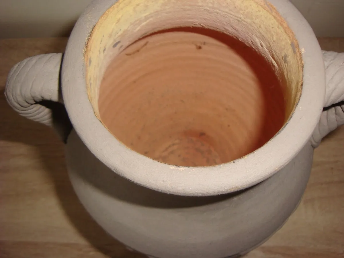 Terracotta vase - Image 4