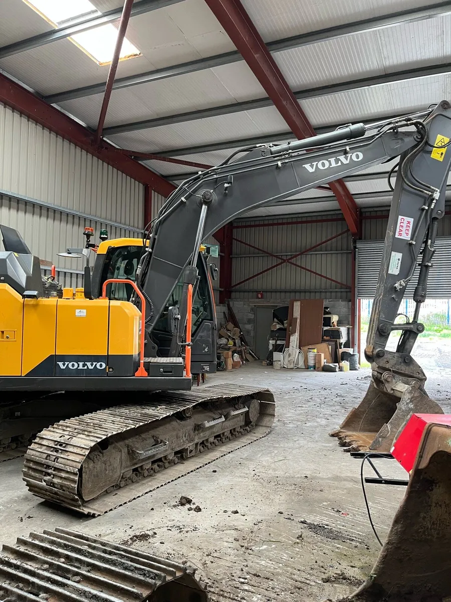 Volvo 140 Digger 2019 - Image 2