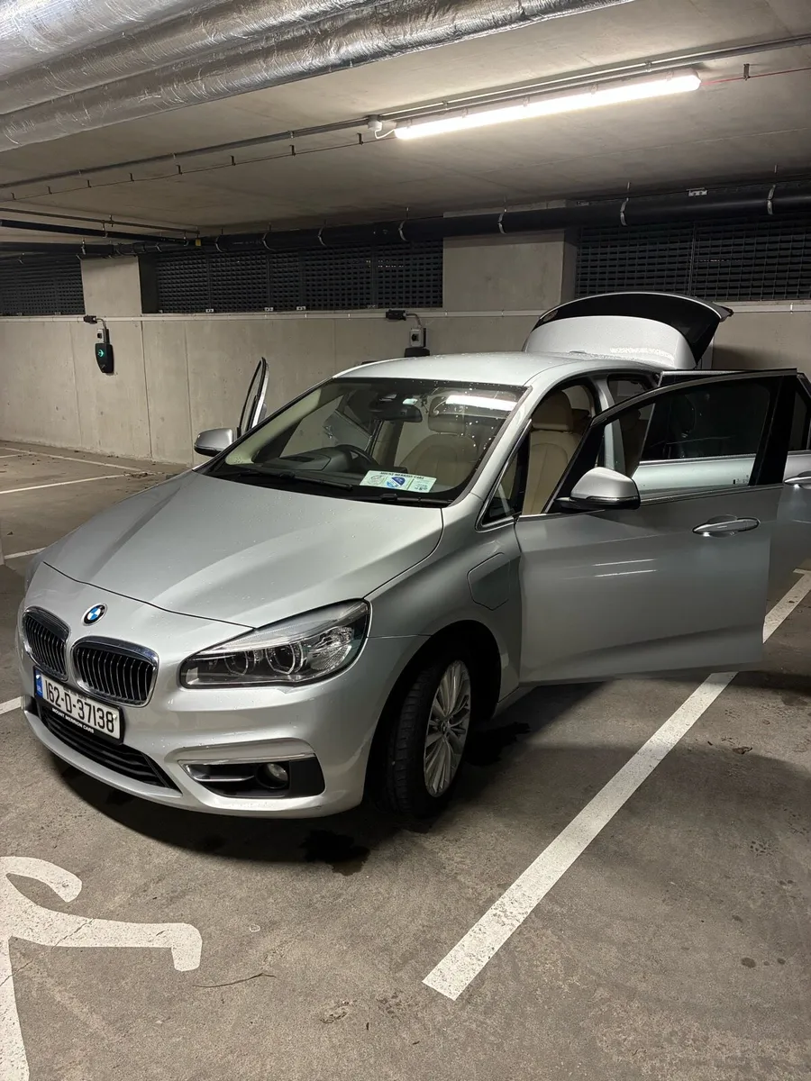 2016 BMW 225XE Automatic - Image 2