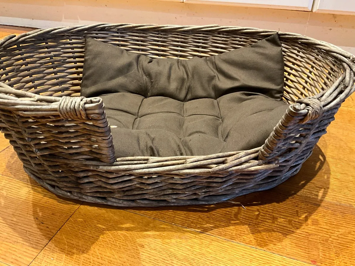 Pet basket with C] - Image 3