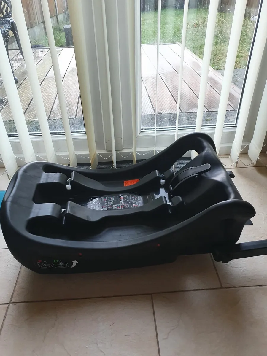 ISO FIX base - Universal - Image 1