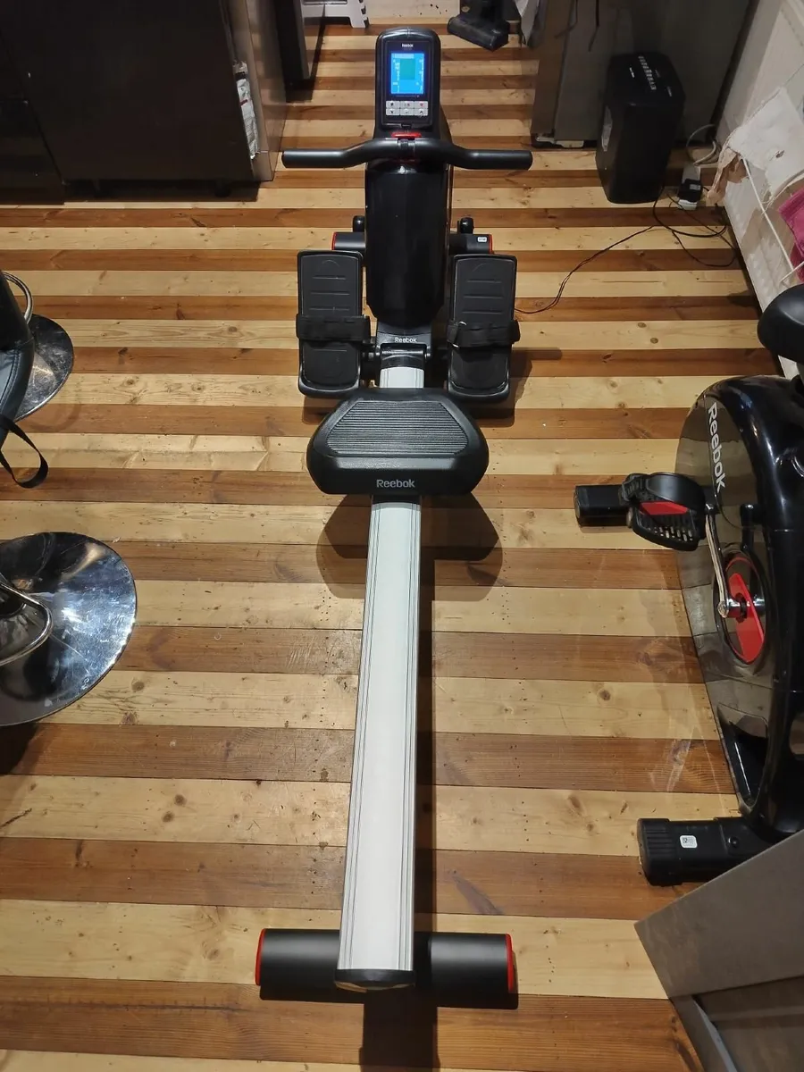 Gym equipment - Image 2