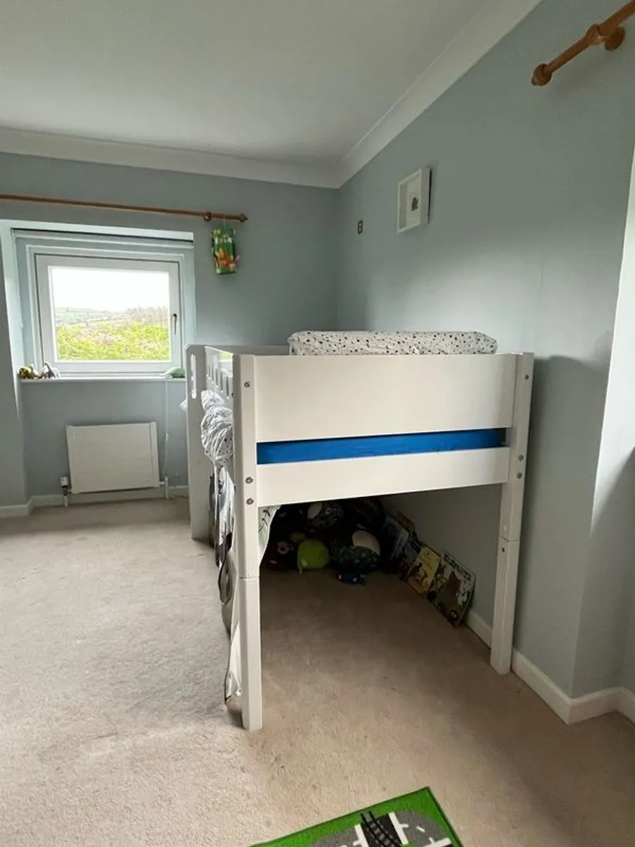 Flexa mid high bed with ladder - Image 2