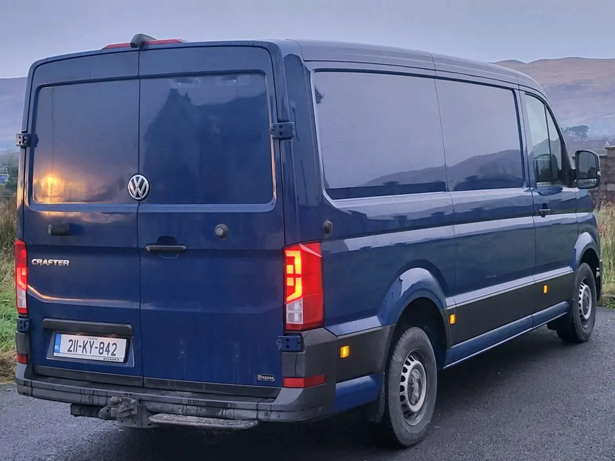 Crafter Trendline MWB 140BHP - Image 3