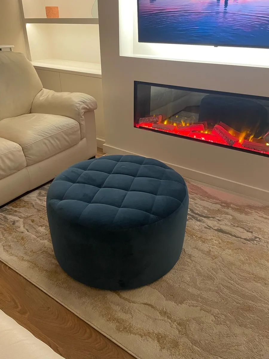 Foot stool/Poof - Image 1