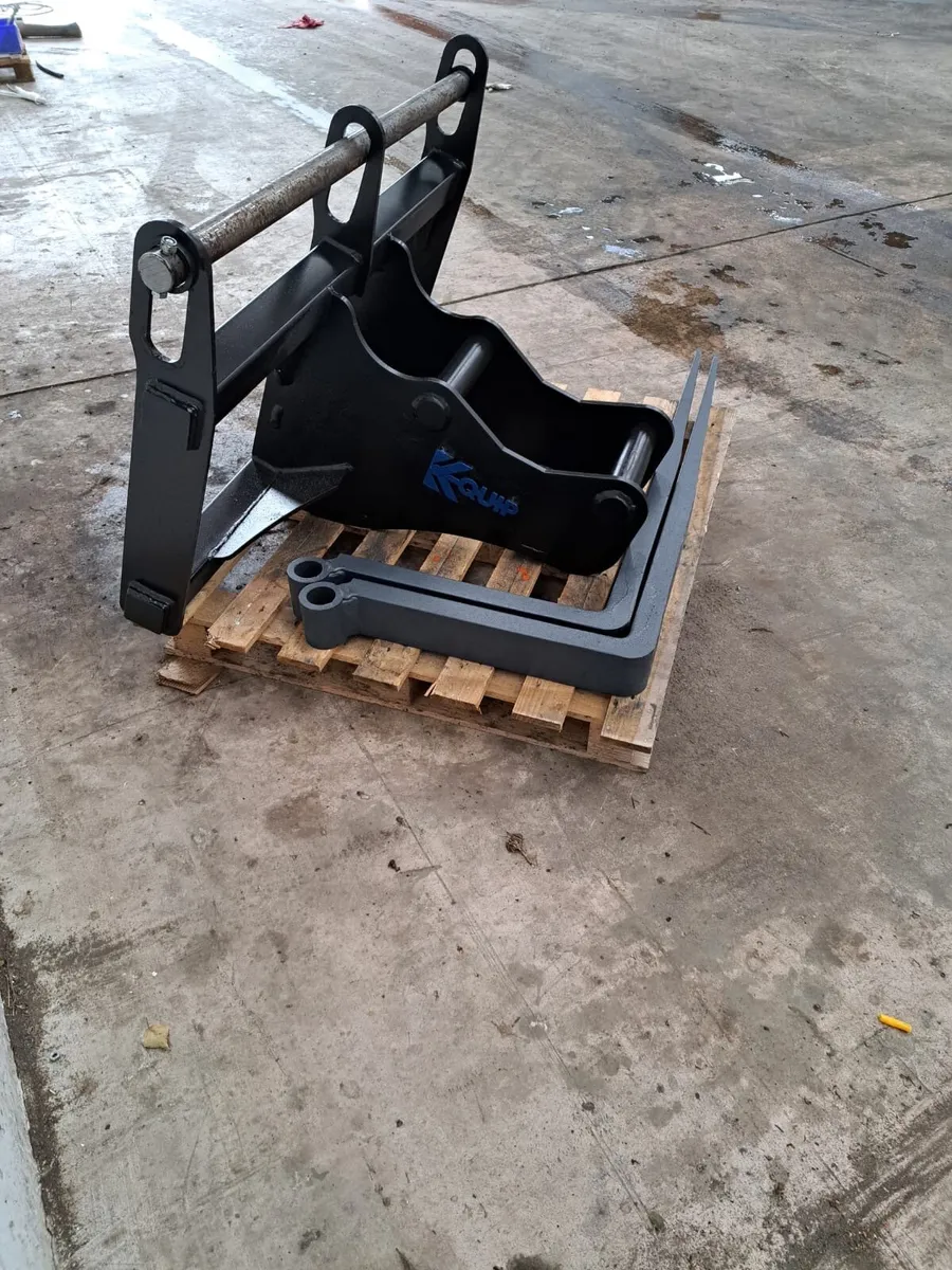 12-14t Digger forks - Image 3