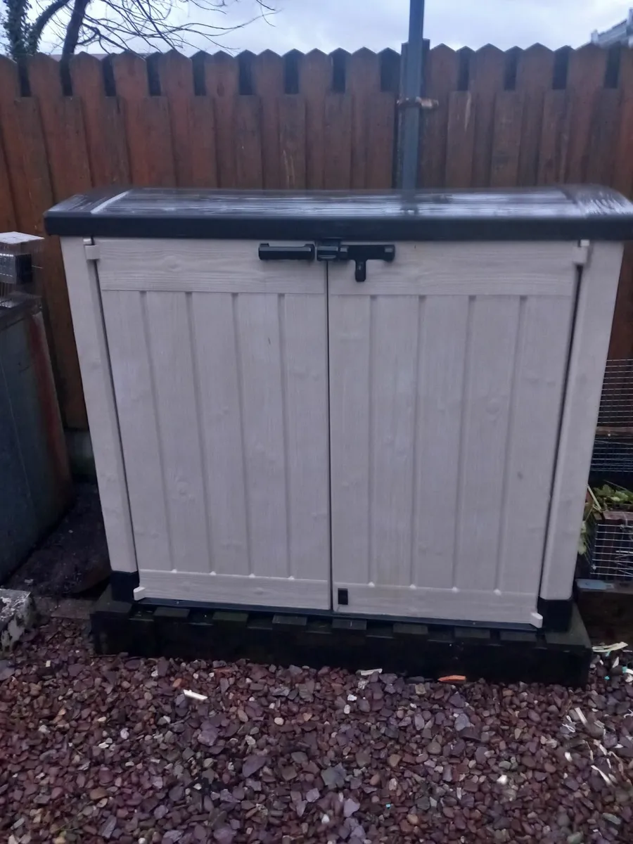 Coal bunker and keter storage - Image 2