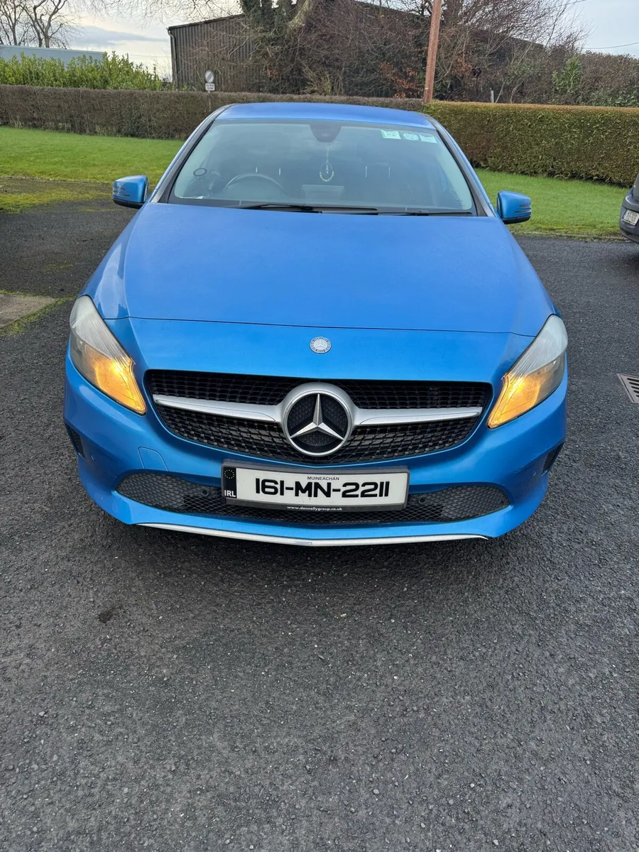 Mercedes A180d Hatchback - Image 2