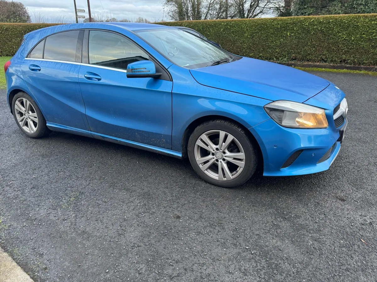 Mercedes A180d Hatchback - Image 3