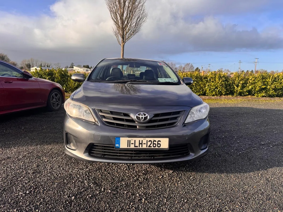 2011 Corolla Manual - Image 1