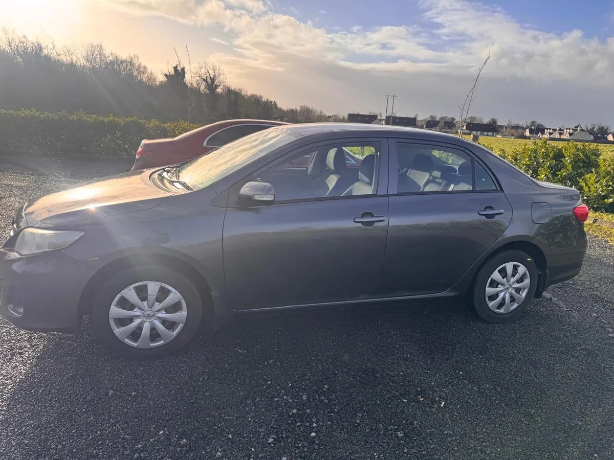 2011 Corolla Manual - Image 2