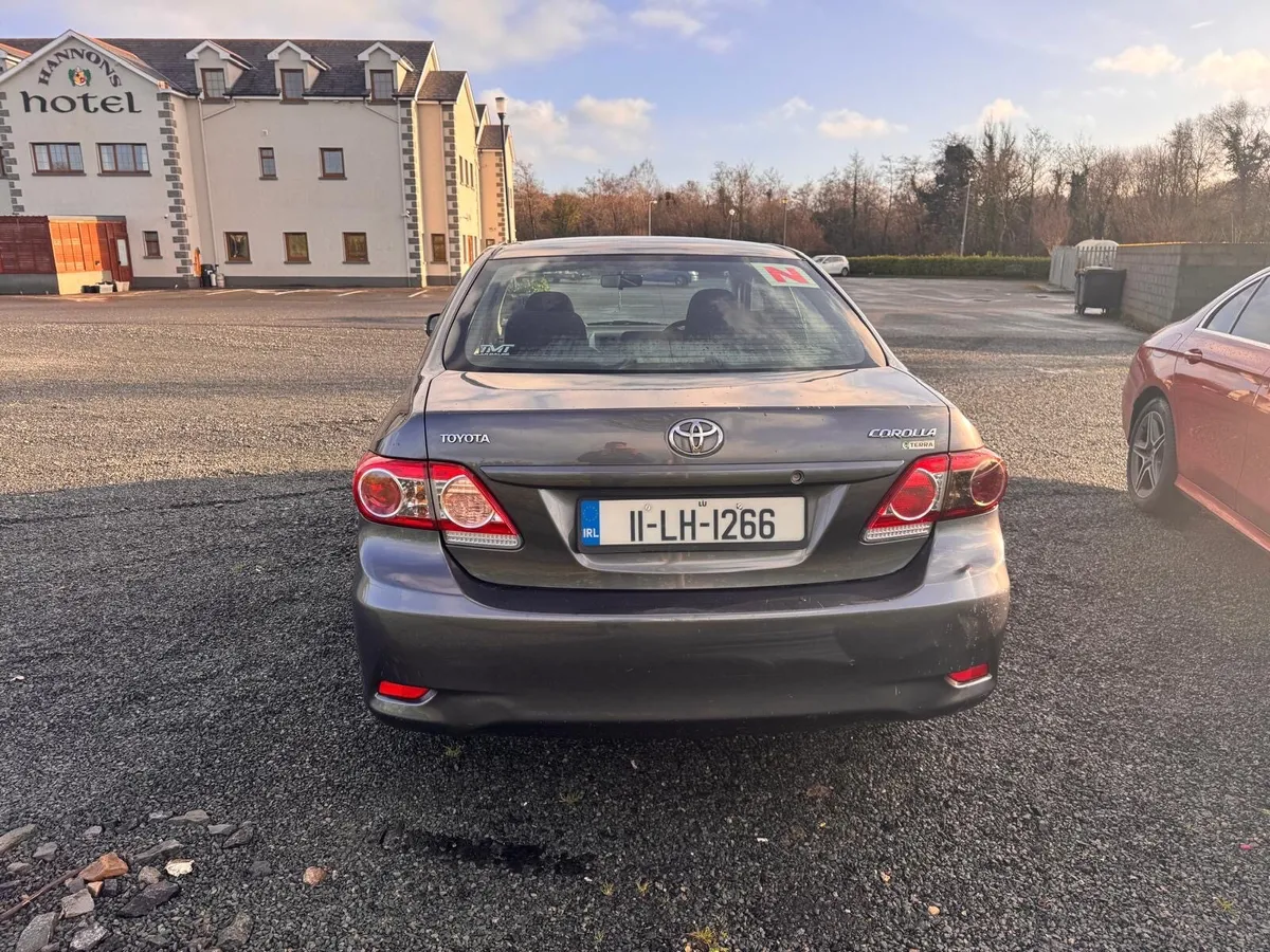 2011 Corolla Manual - Image 3