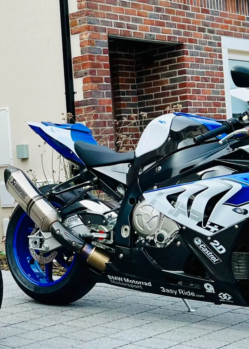 BMW HP4 Competition carbon - Image 3