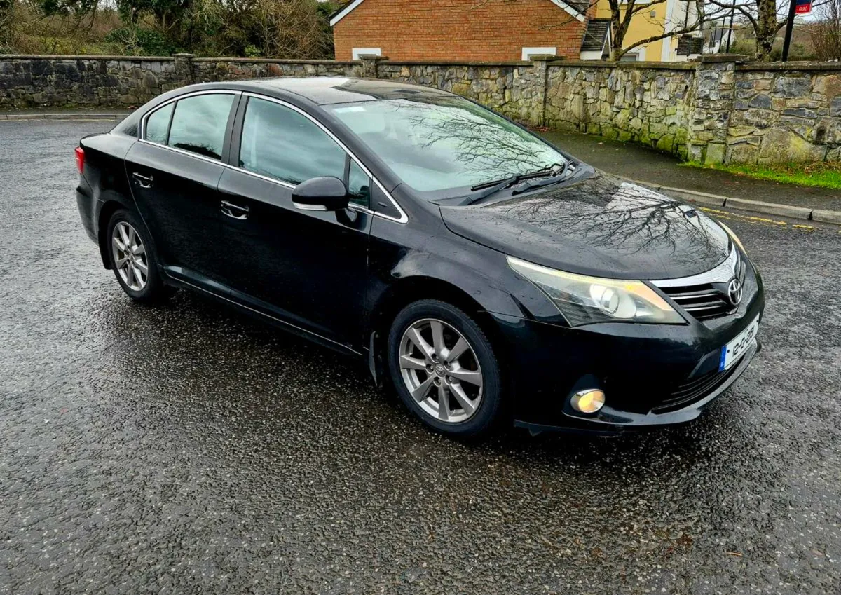 2012 TOYOTA AVENSIS - Image 2