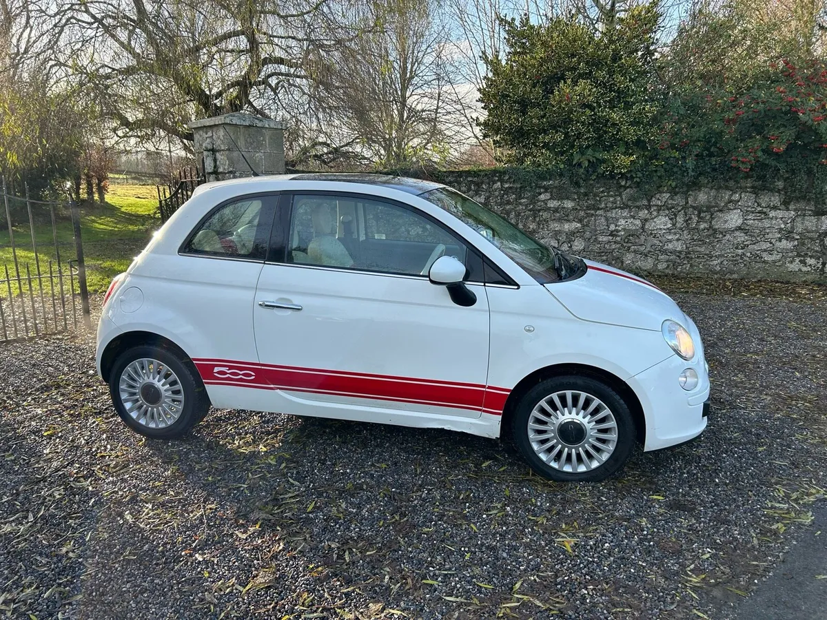 2011 fiat 500 - Image 1