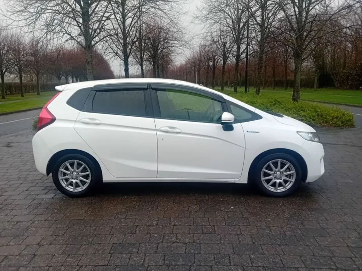 2017 Honda Fit - Image 3