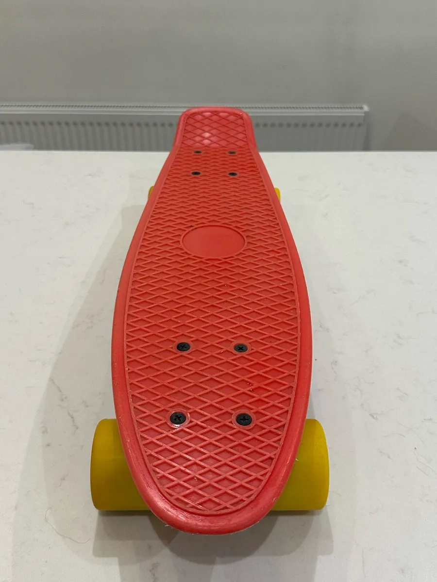 Penny Board Skateboard - Image 1