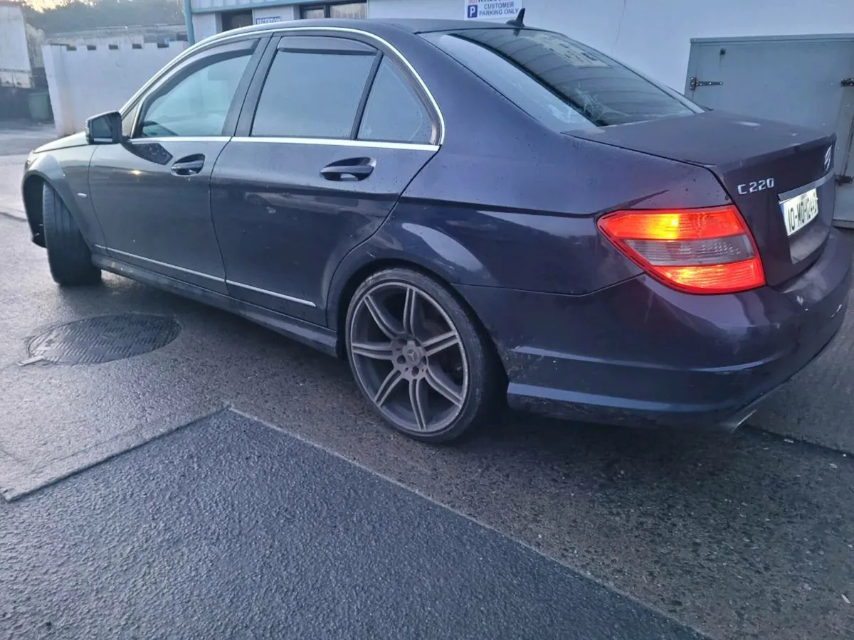 Mercedes Benz C220 cdi Sport 'Taxed till June 26' - Image 2
