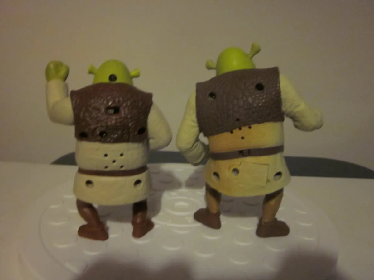 McDonalds Happy Meal Two Shrek Figures - Image 2