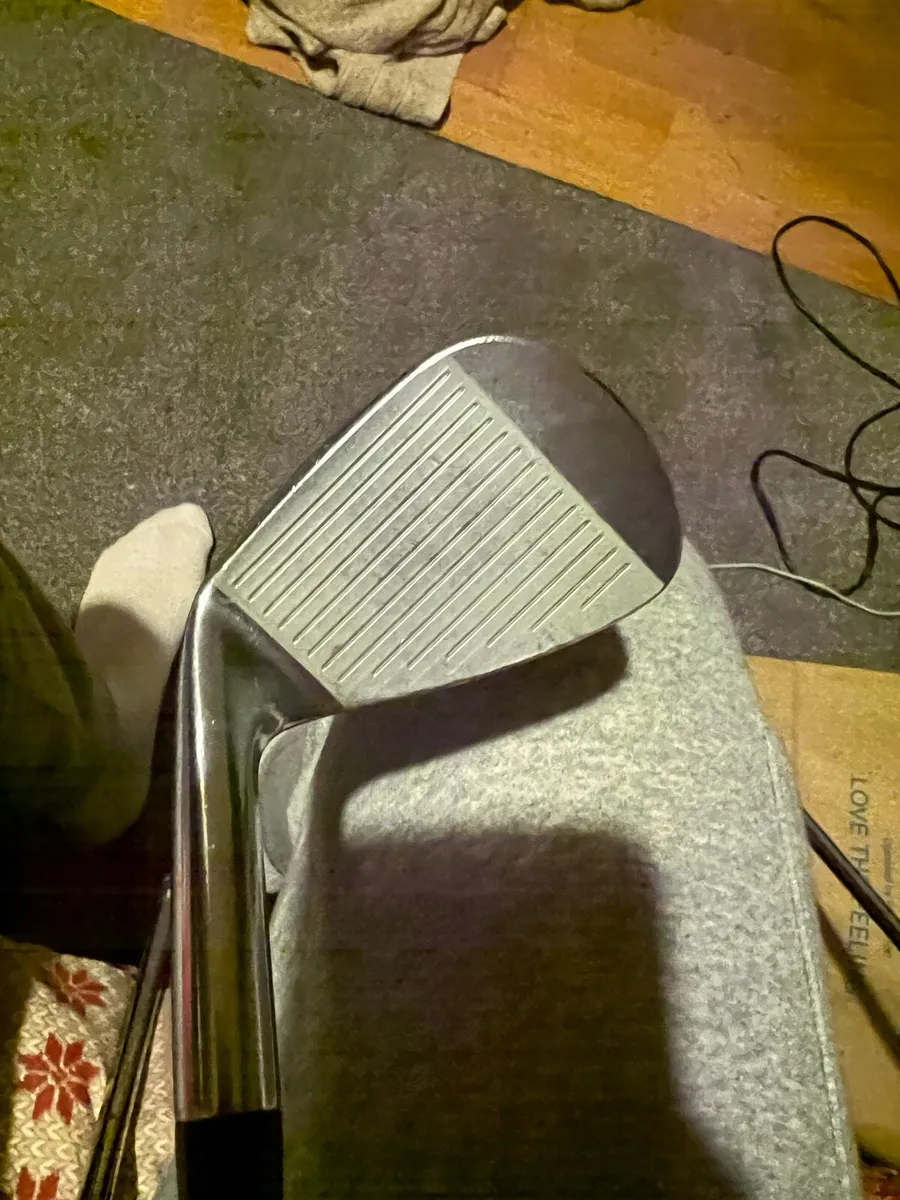 Mizuno t22 wedges - Image 4