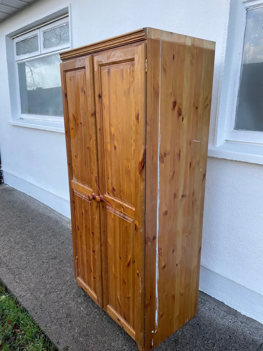 Pine wardrobe (small damage ) €50 - Image 4