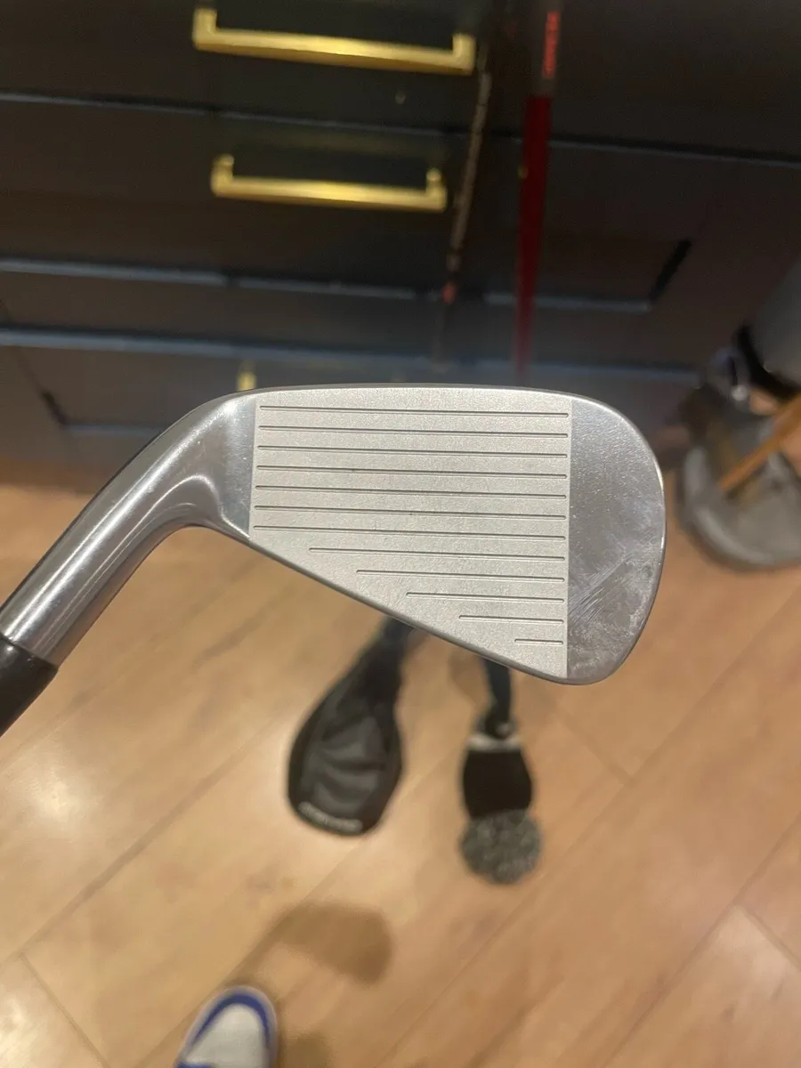 Titleist T200 driving iron - Image 3