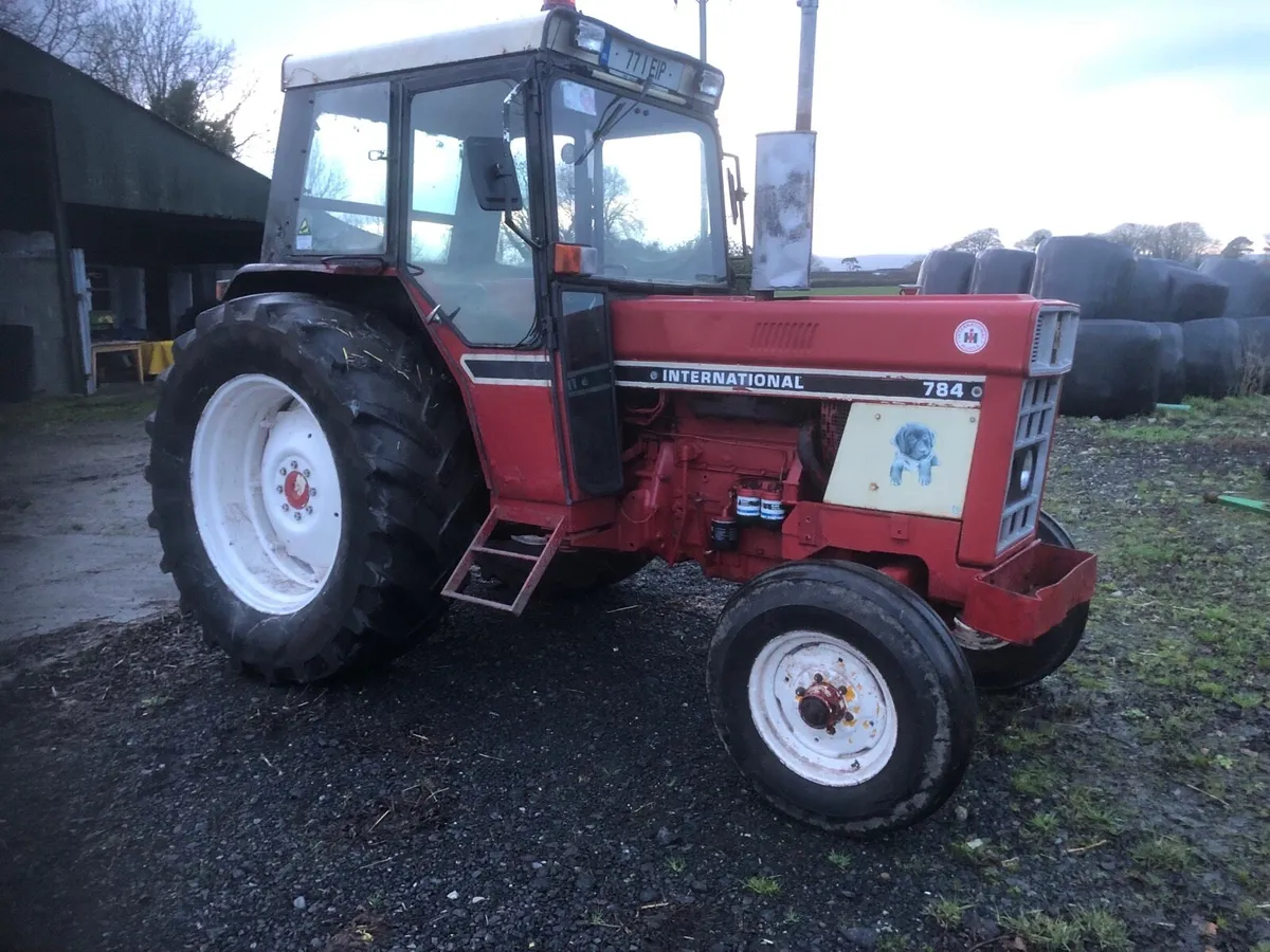 INTERNATIONAL 784 - Image 1
