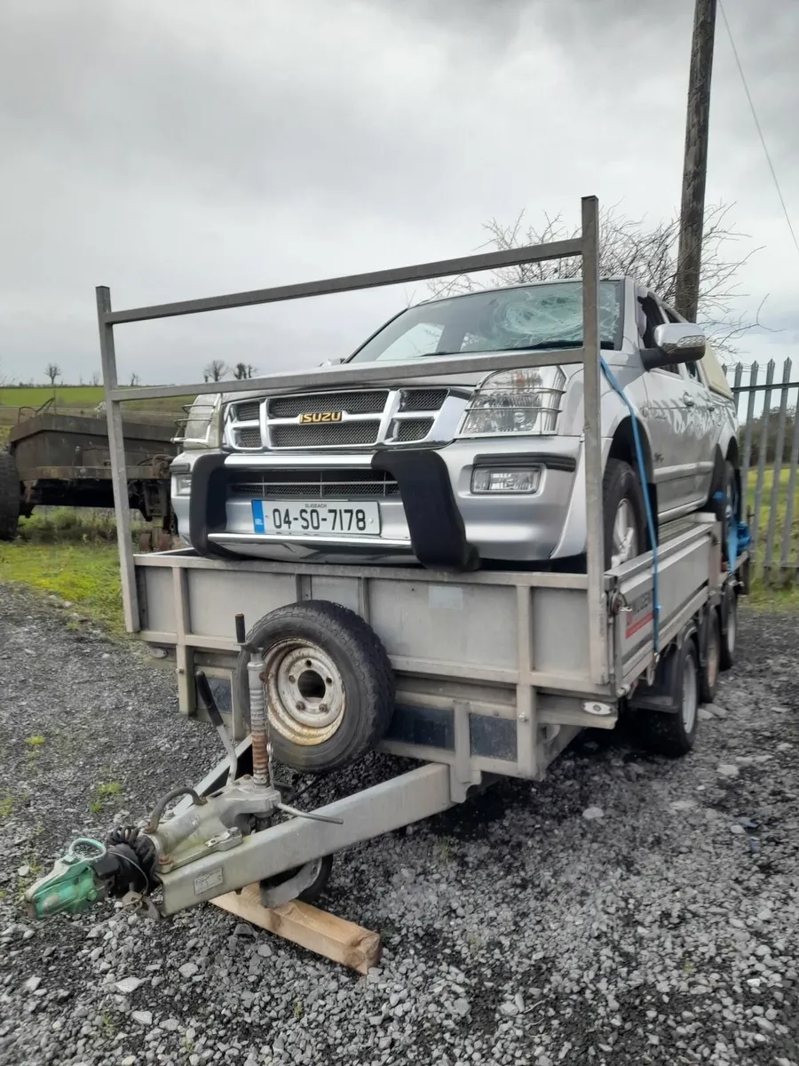 Isuzu Rodeo 2004 - Image 1