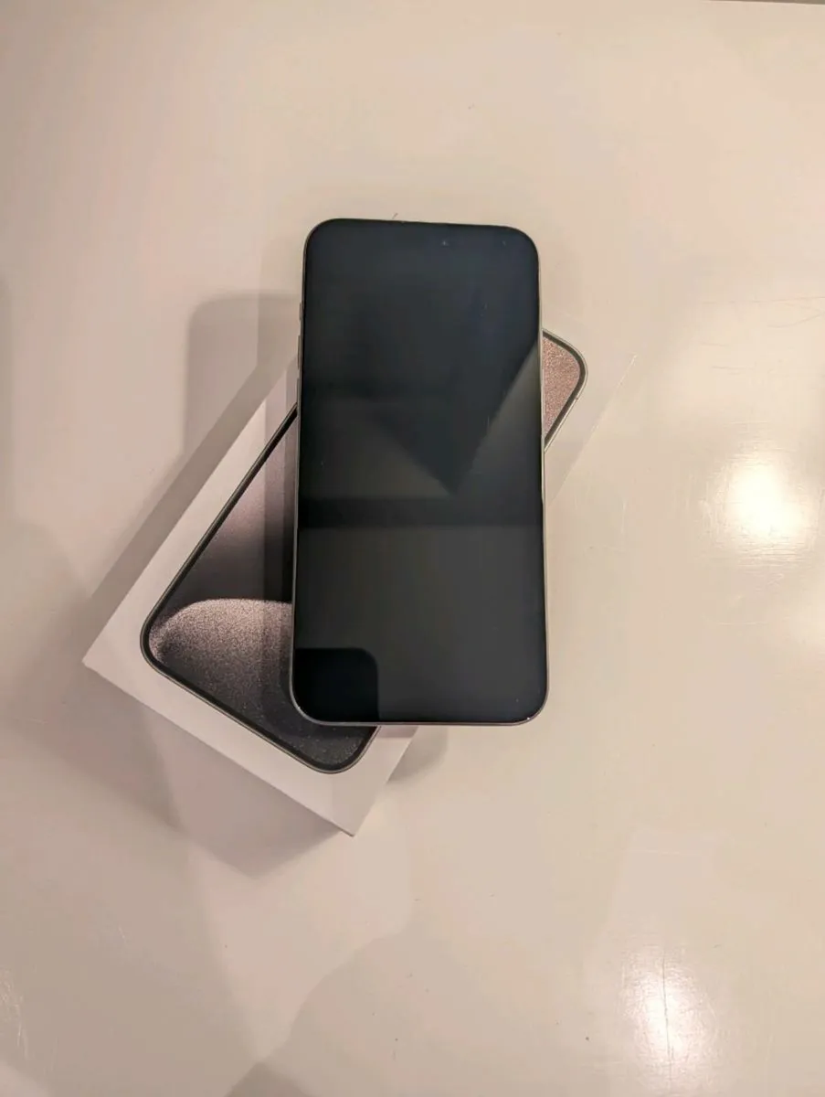 iPhone 15 Pro Max 256gb - Natural Titanium Colour - Image 2