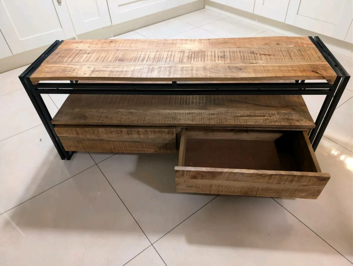 TV unit with matching coffee tables - Image 4