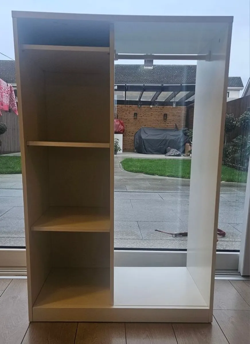 storage unit - Image 1