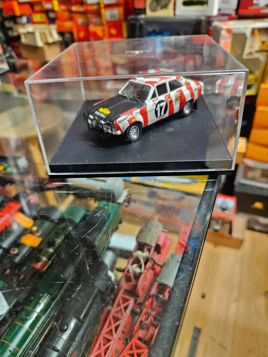 Corgi Trofeu Ford Escort MKI Rally - Image 1