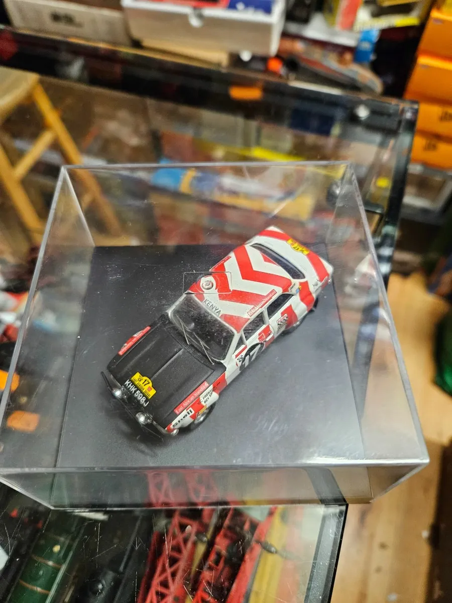 Corgi Trofeu Ford Escort MKI Rally - Image 2