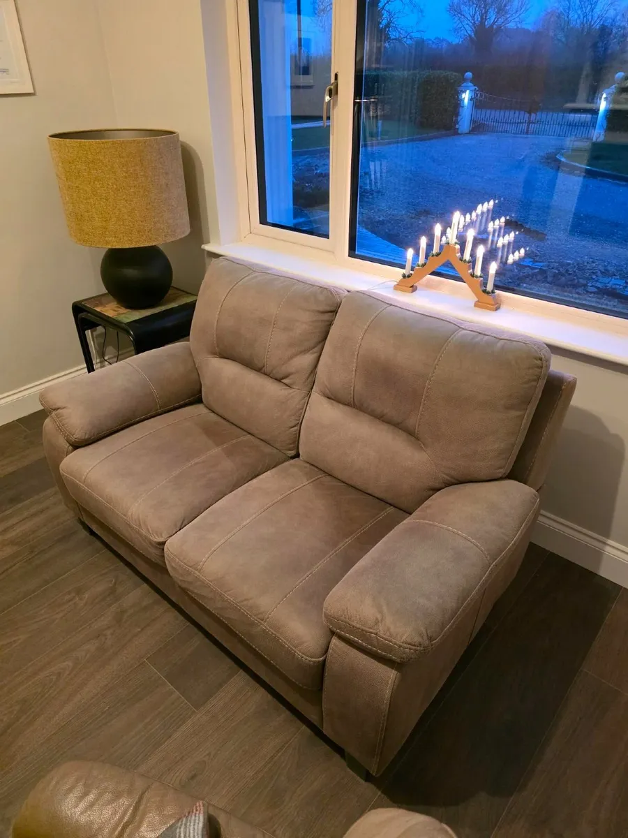 2 seater couch - Image 2