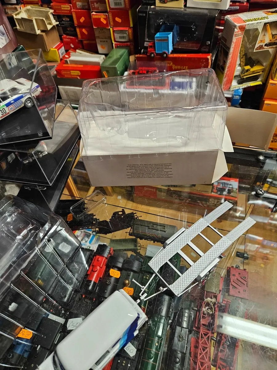 Corgi Atlas Ford Transit Van and Trailer Rally - Image 2