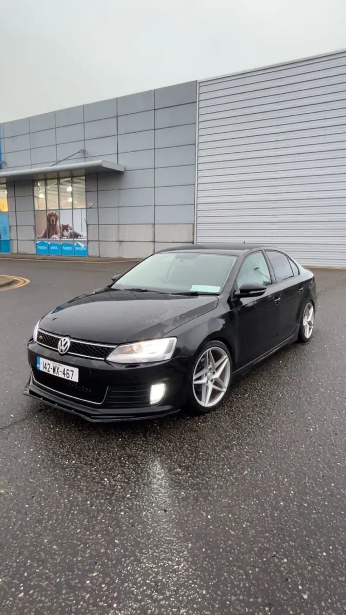 Mk6 Volkswagen Jetta 2014 - Image 2
