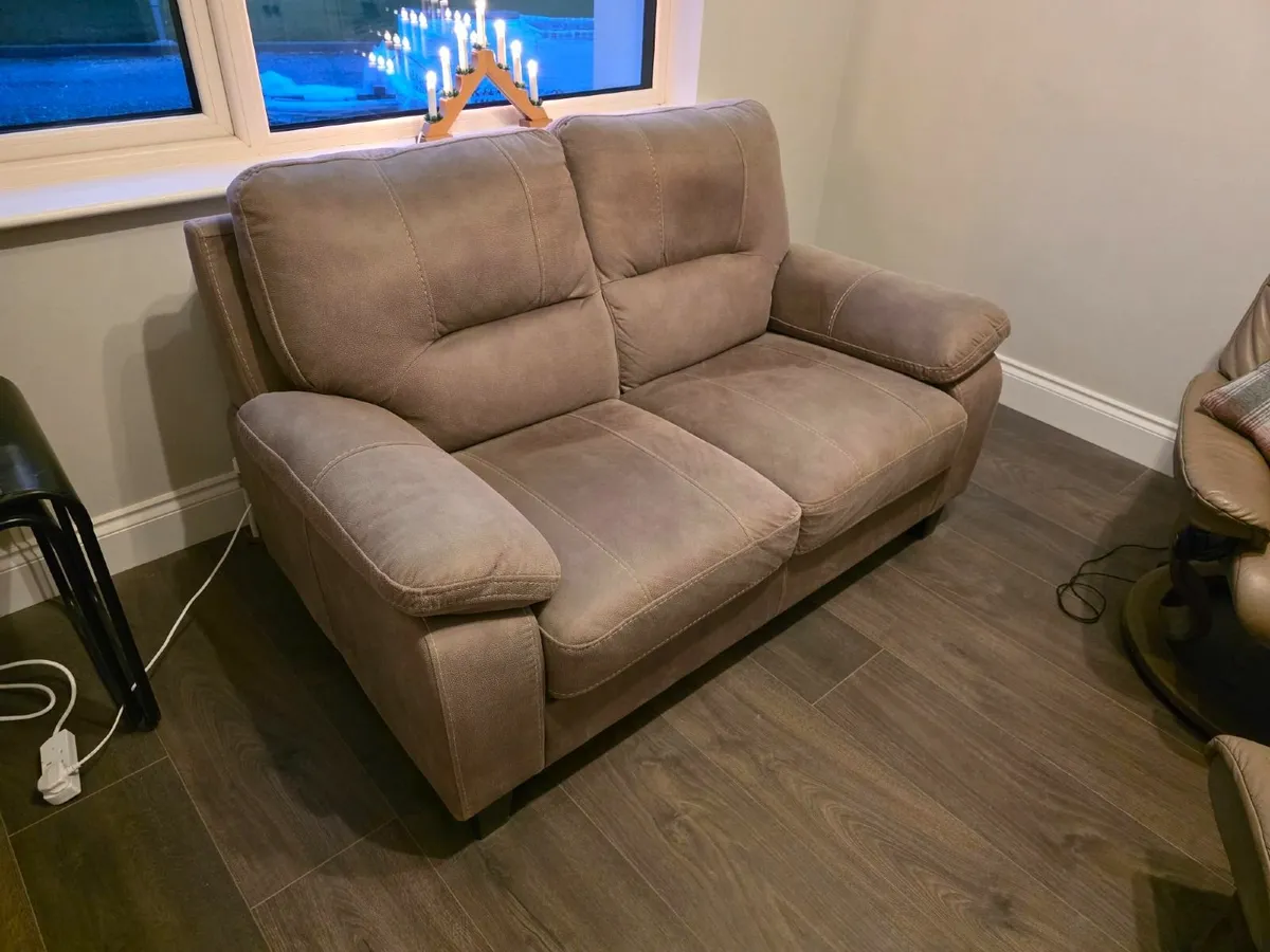 2 seater couch - Image 3