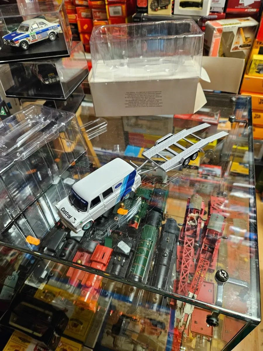 Corgi Atlas Ford Transit Van and Trailer Rally - Image 1