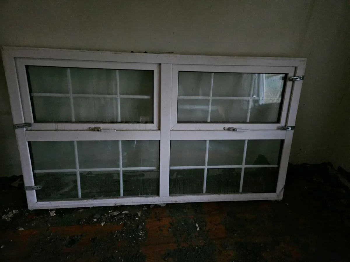 White window - Image 2